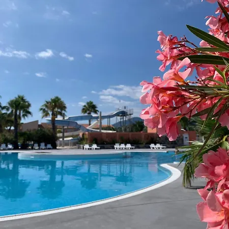 Del Mar B70, Mobile Excellence, 3 Chambres, 6 Personnes, 2 Salles De Bain, Bord De Campsite *